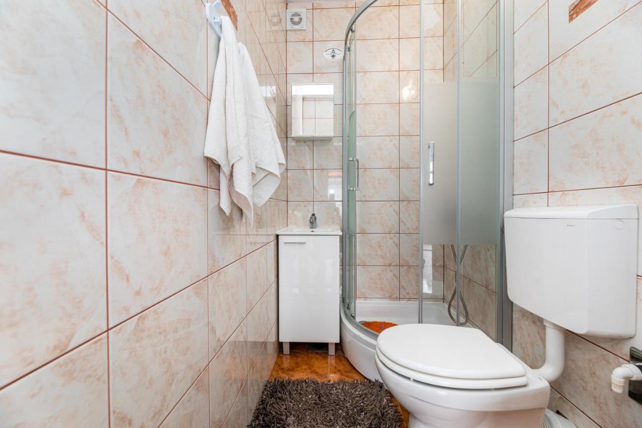 Apartmani Jasarevic Šilo Exterior foto