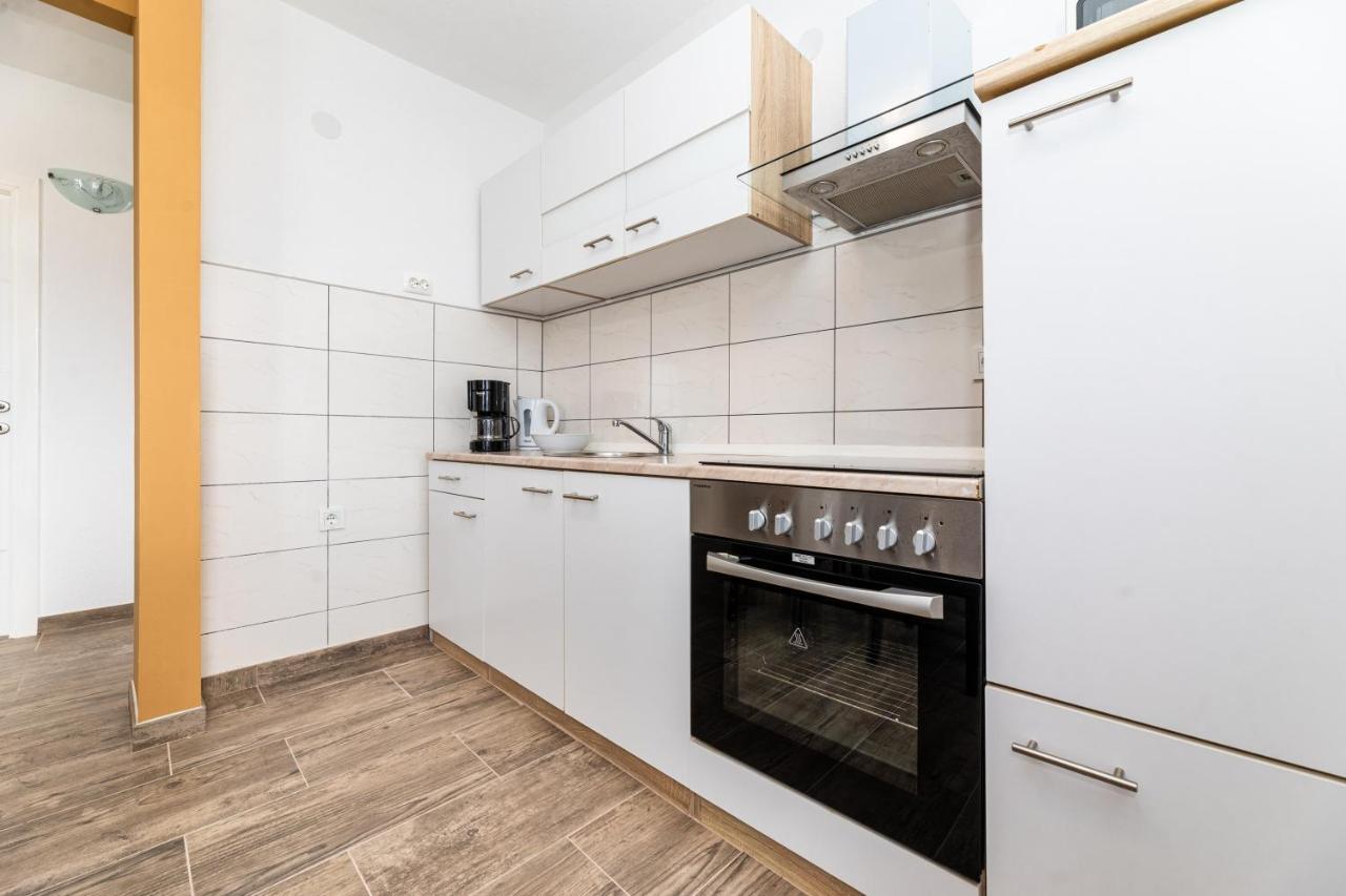 Apartmani Jasarevic Šilo Exterior foto