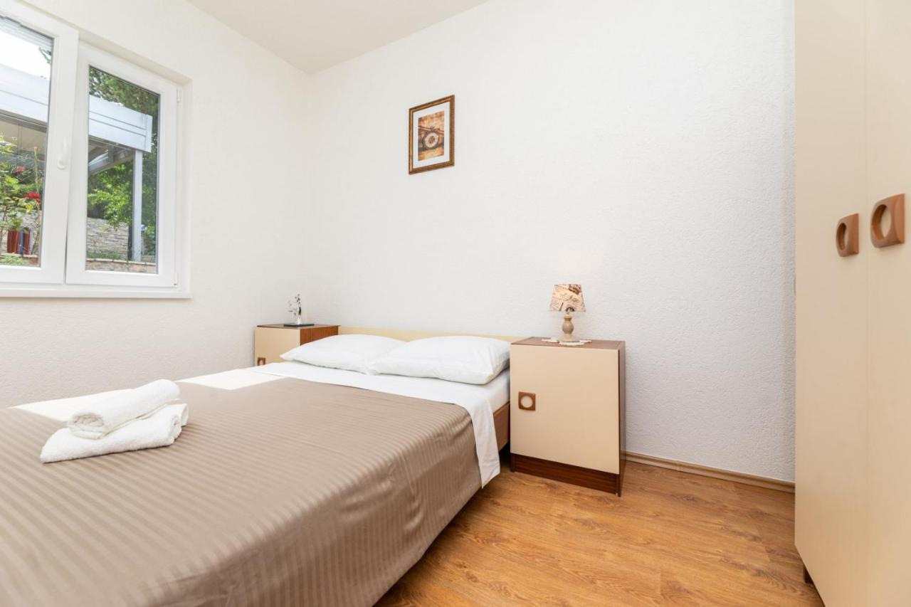Apartmani Jasarevic Šilo Exterior foto