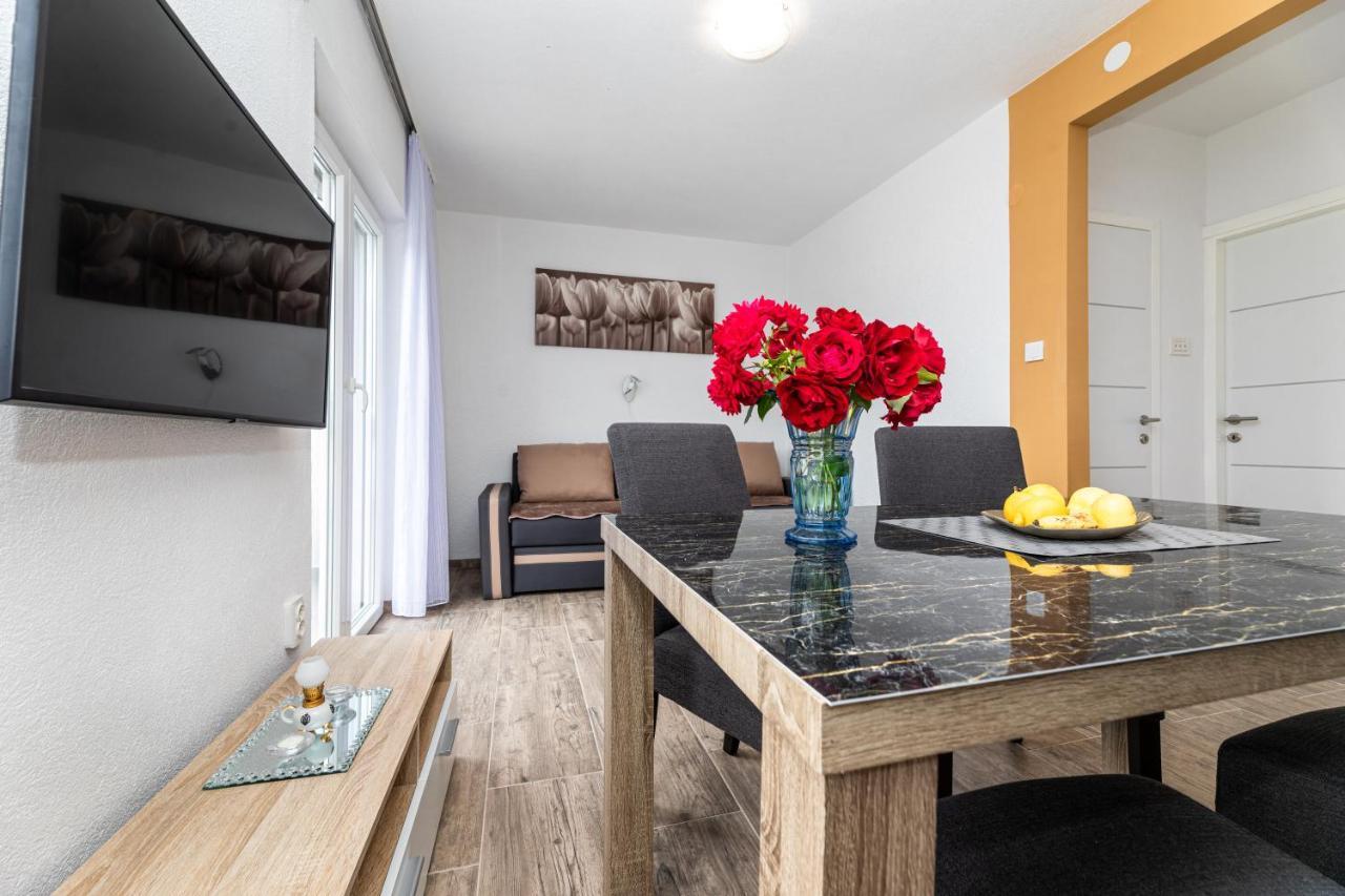 Apartmani Jasarevic Šilo Exterior foto